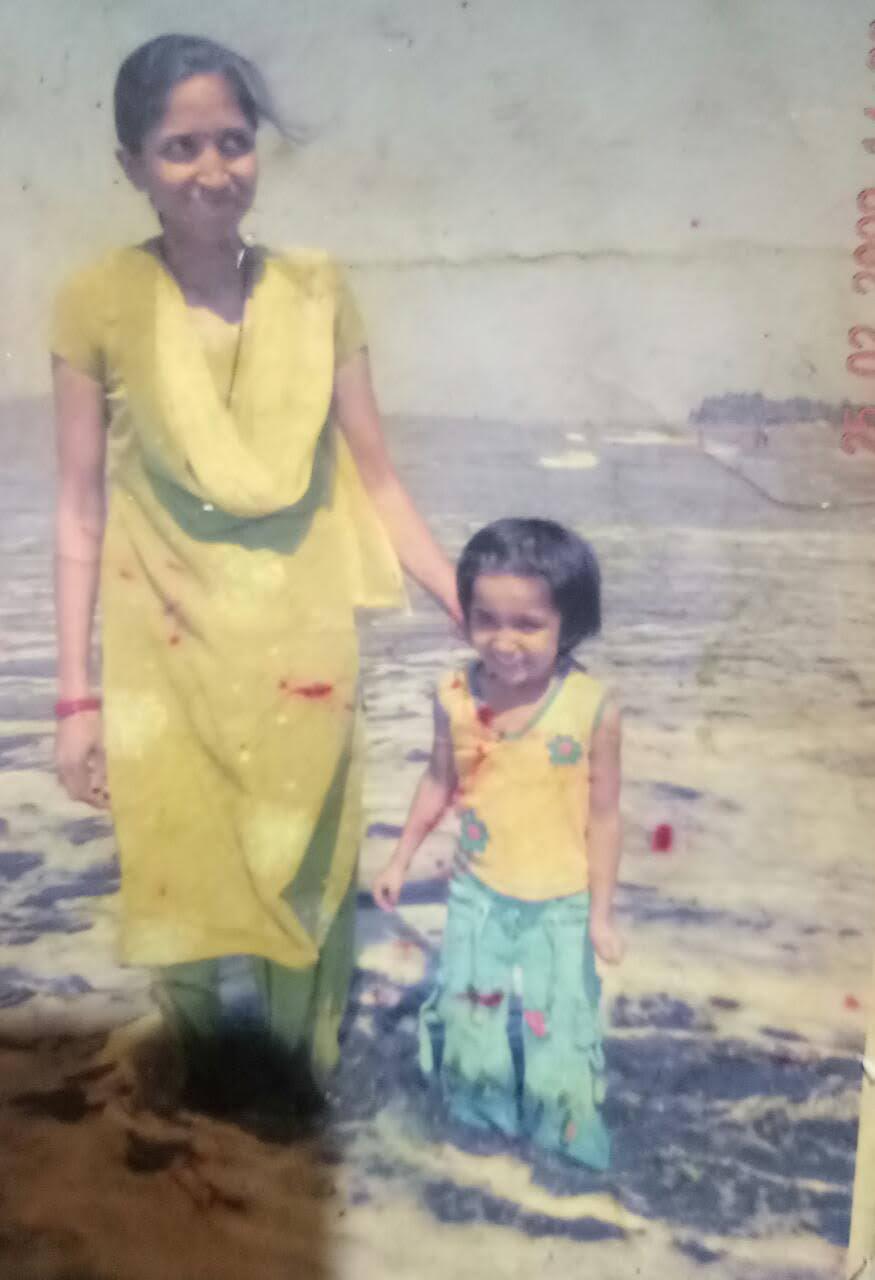 Payal Mummy Beach Masti